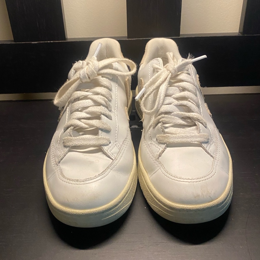 Veja White Cream Women's Sneakers